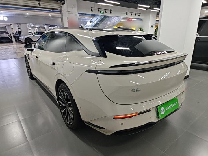 007GT 2025 AWD ADAS 75kWh photo 4