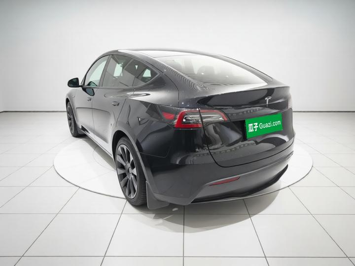 Model Y 2022 RWD photo 4