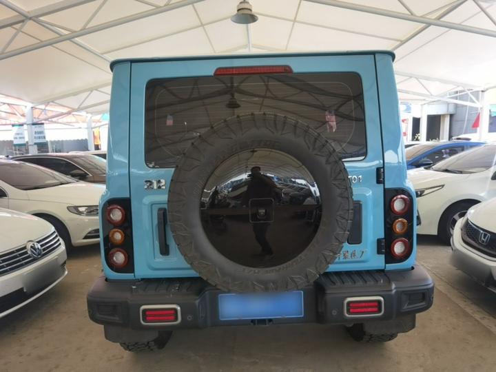 212 T01 2025 2.0T photo 5
