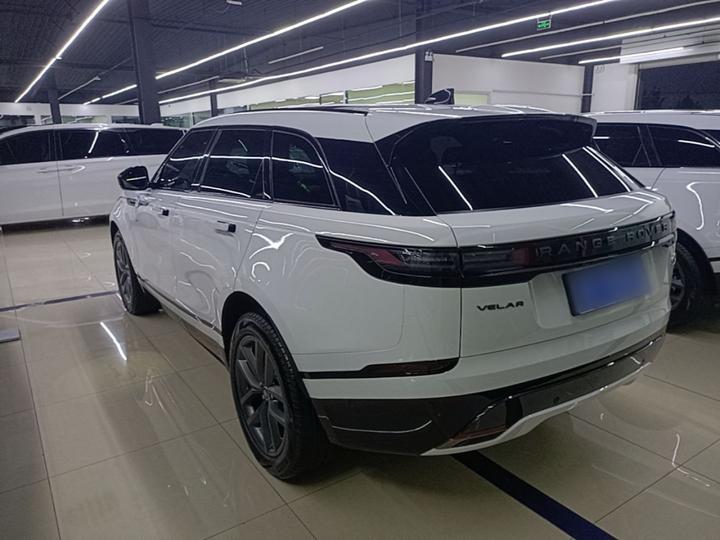 Range Rover Velar 2025 Dynamic SE photo 4