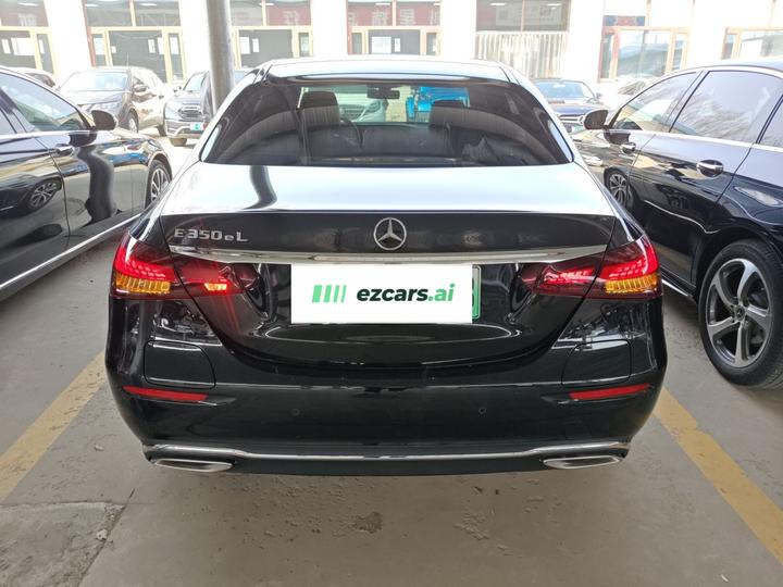 E-Class EV 2022 Facelift E 350 e L PHEV photo 3