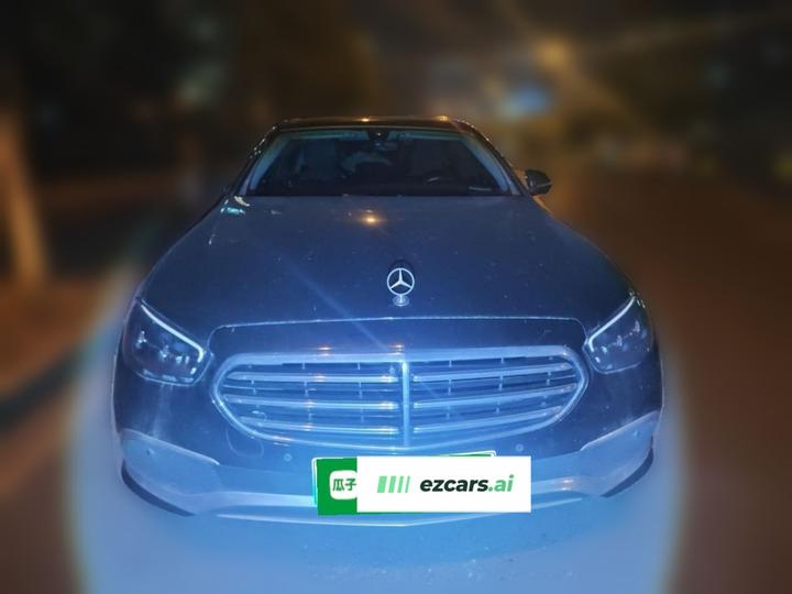E-Class EV 2022 Facelift E 350 e L PHEV photo 2