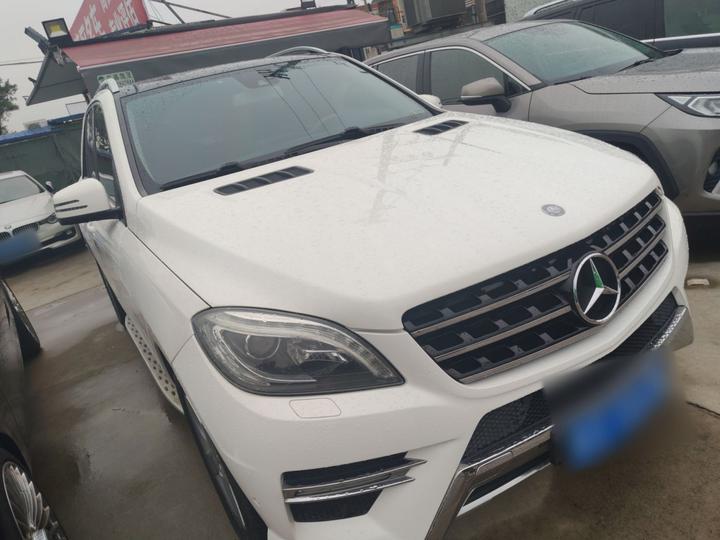 M-Class 2014 ML 400 4MATIC Dynamic photo 3