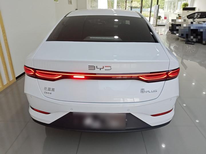 Qin PLUS 2025 DM-i ADAS 55KM Leading photo 3