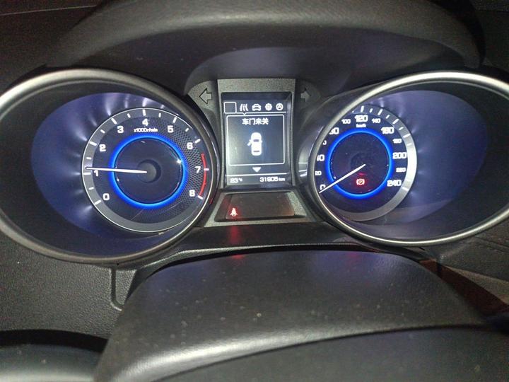 CS35 2017 1.5T MT Luxury Sport photo 8