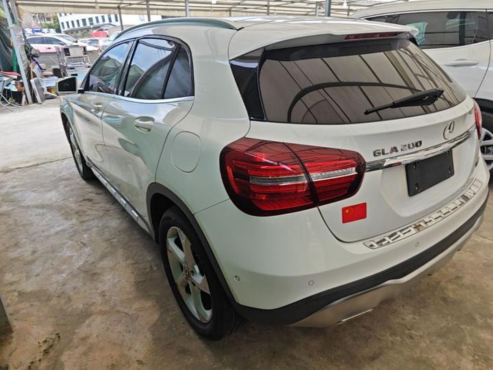 GLA 2018 GLA 200 Dynamic photo 4