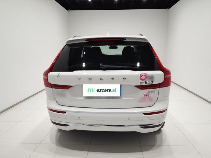 XC60 2022 B5 AWD Luxury photo 3