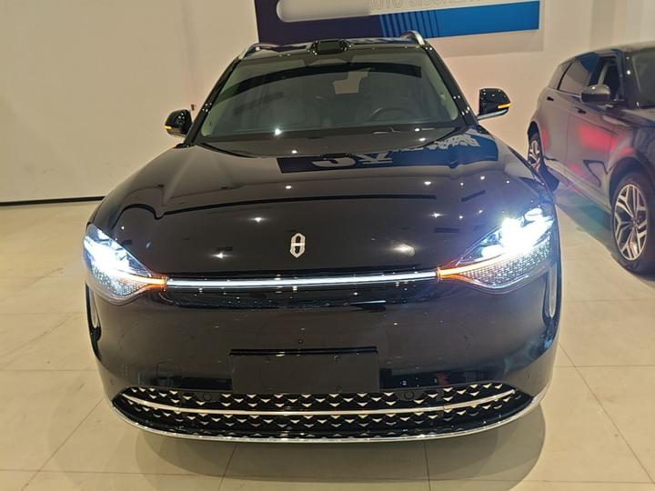 HIMA AITO M9 2025 EREV Ultra 52kWh 6-Seater 192-Line LiDAR photo 2