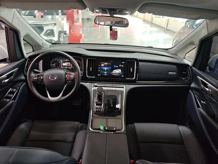 GAC Trumpchi M8 2024 Leading Series 390T Luxury photo 5