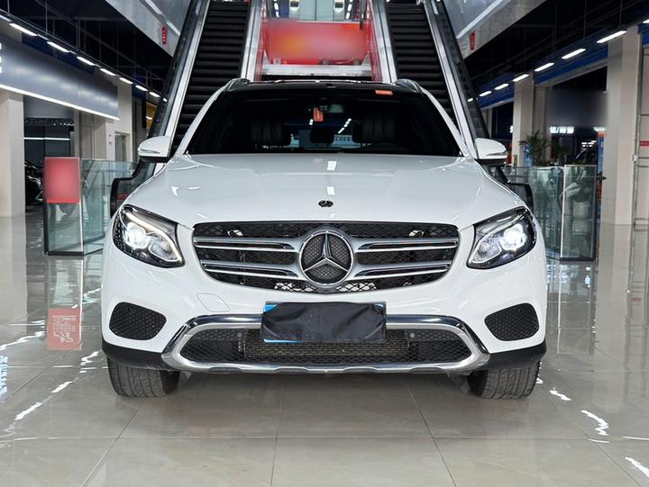 GLC 2019 GLC 200 L 4MATIC photo 2