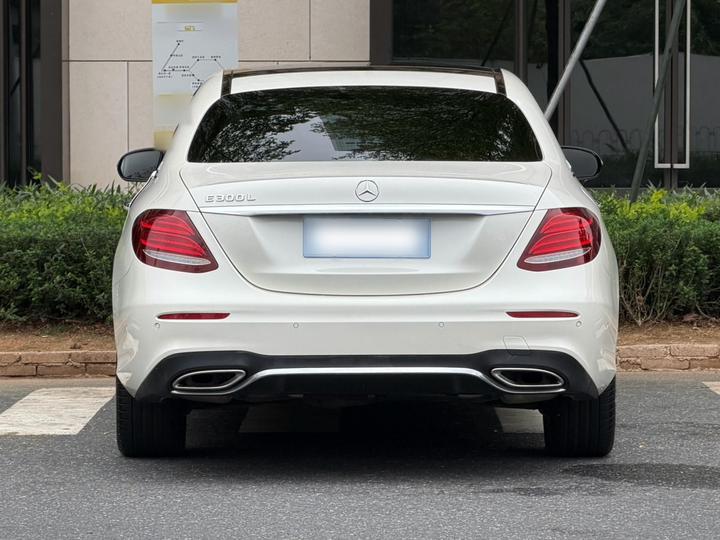 E-Class 2018 E 300 L Sport Fashion photo 3