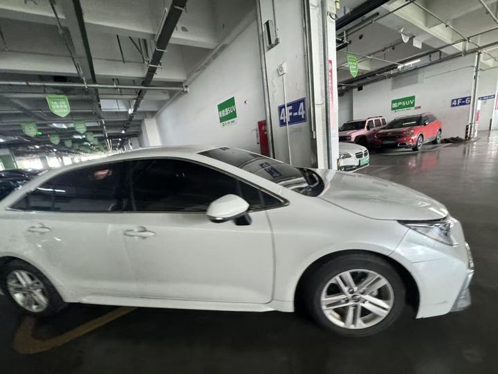 2023 2.0L Leading photo 4