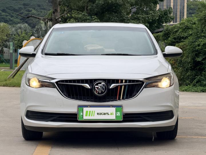 Excelle 2018 15T DCT Elite China V photo 4