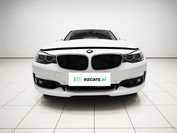 3 SeriesGT 2019 320i Fashion photo 2