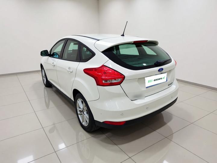 Focus 2015 Hatchback EcoBoost 125 AT photo 4