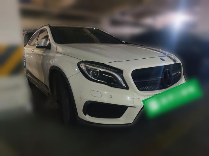 GLA AMG 2016 AMG GLA 45 4MATIC photo 3