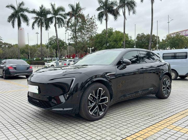 11 2025 Facelift Max EREV