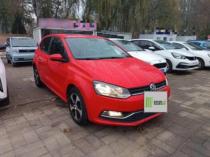 Polo 2016 1.6L AT Comfort photo 5