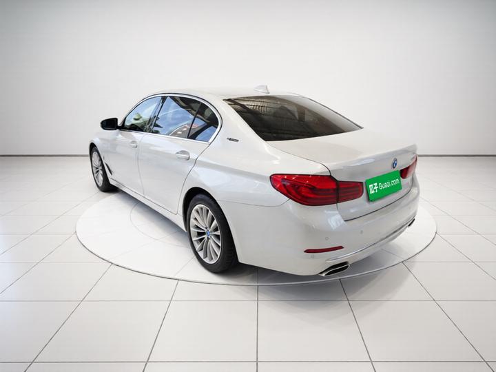 5 Series EV 2019 530Le Luxury photo 4