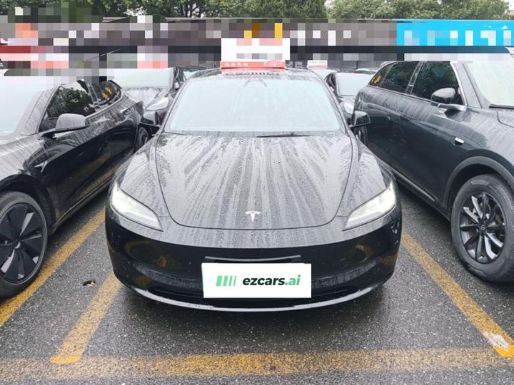Model 3 2023 RWD photo 2