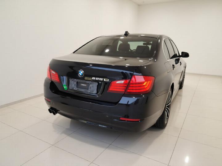 5 Series 2017 525Li Leading photo 4