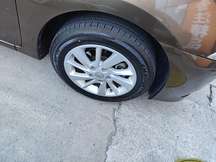 Sylphy 2014 1.6XV CVT Exclusive photo 8