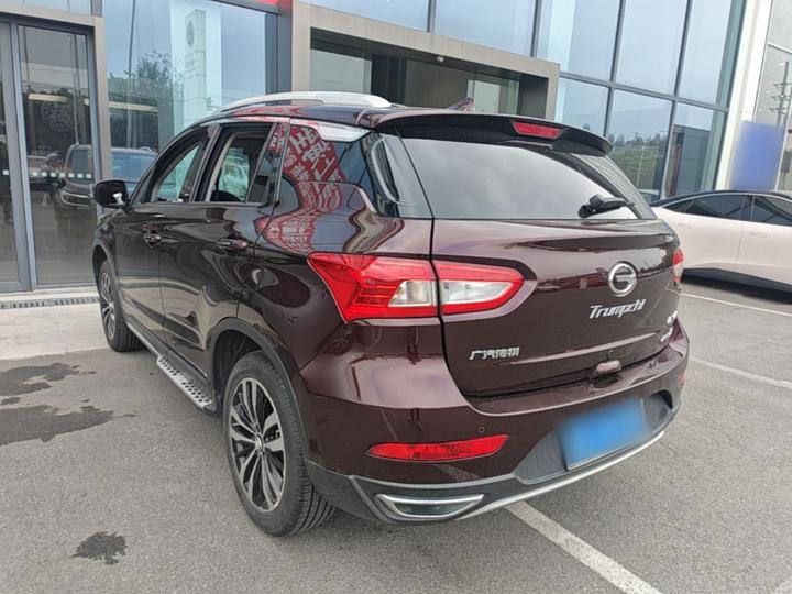 GAC Trumpchi GS4 2017 235T AT RWD Luxury Connected photo 4