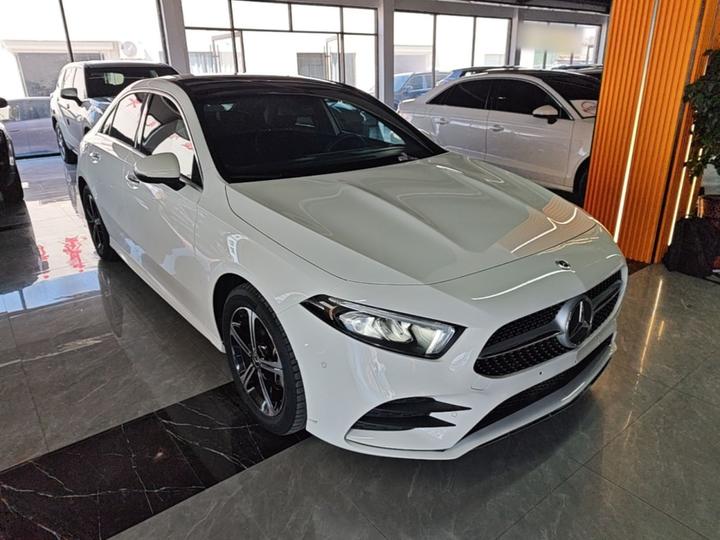 A-Class 2022 Facelift A 200 L Sport Fashion photo 3