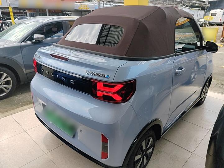 Hongguang MINIEV 2022 Convertible photo 4