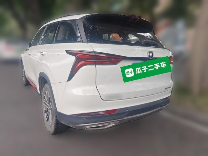 CS75 PLUS 2022 1.5T AT Luxury photo 4