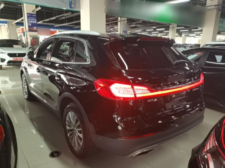 MKX 2018 2.0T AWD photo 4
