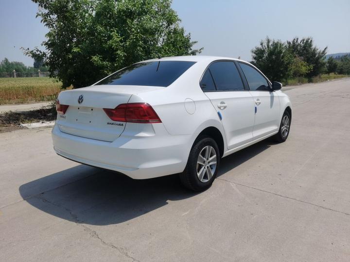 Santana 2021 1.5L AT photo 4