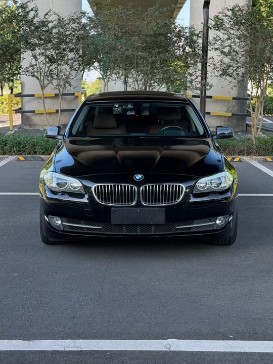 5 Series Imported 2013 535i Luxury Sport photo 2