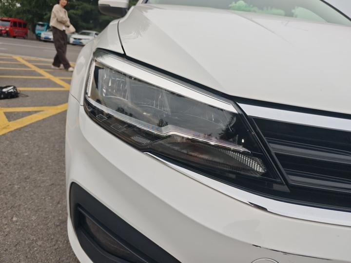 Lamando 2019 230TSI DSG China VI photo 7