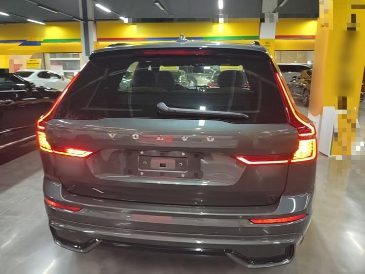 XC60 2026 B5 AWD Sport photo 3