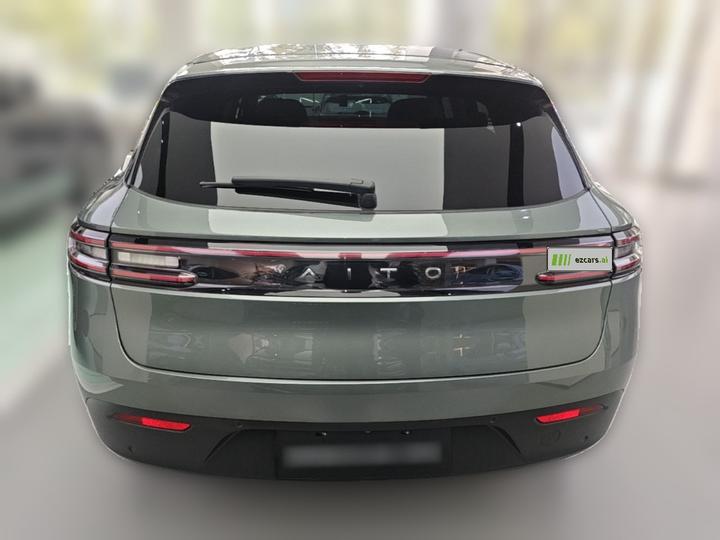 HIMA AITO M5 2022 EREV AWD photo 5