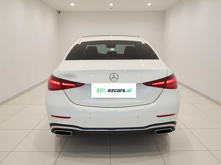 C-Class 2023 C 260 L Sport photo 3