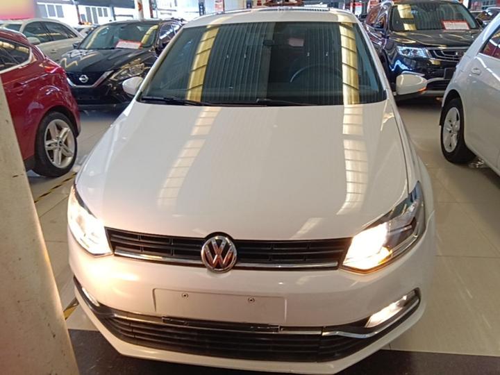 Polo 2016 1.6L AT Comfort photo 2