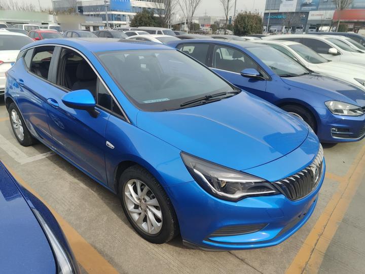 Verano 2016 Hatchback 15S AT Progressive photo 3