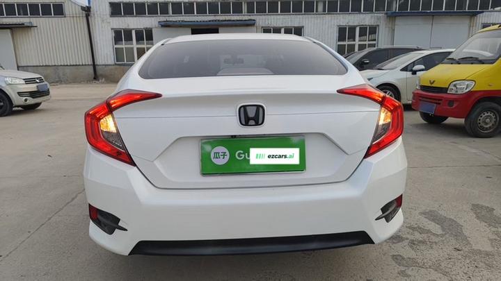 Civic 2016 180TURBO CVT Comfort photo 2