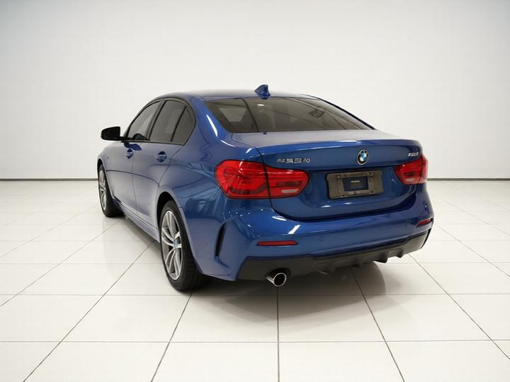 1 Series 2019 118i M Sport Package photo 4