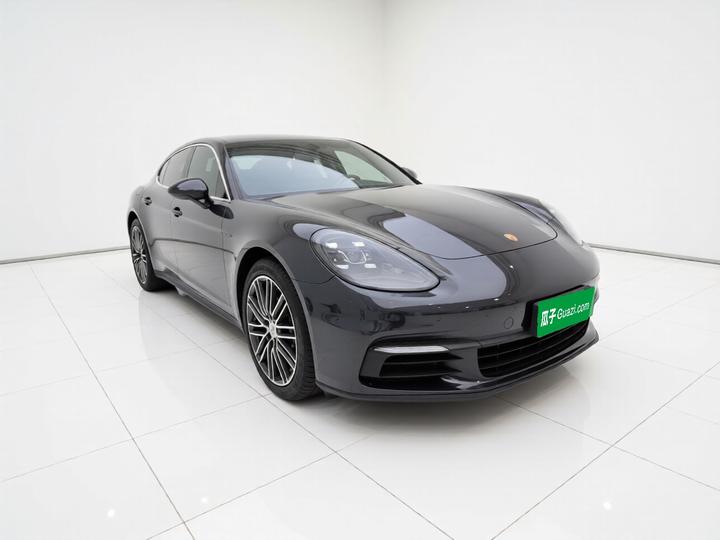 2017 Panamera 3.0T photo 3