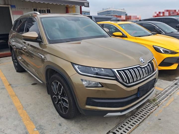 Kodiaq 2018 TSI330 7-Seater RWD Luxury Preferred photo 3