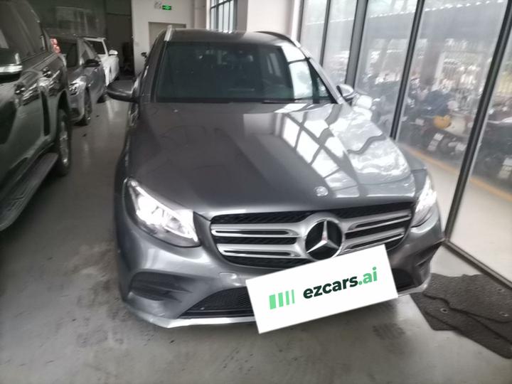 GLC 2017 GLC 260 4MATIC Dynamic photo 2