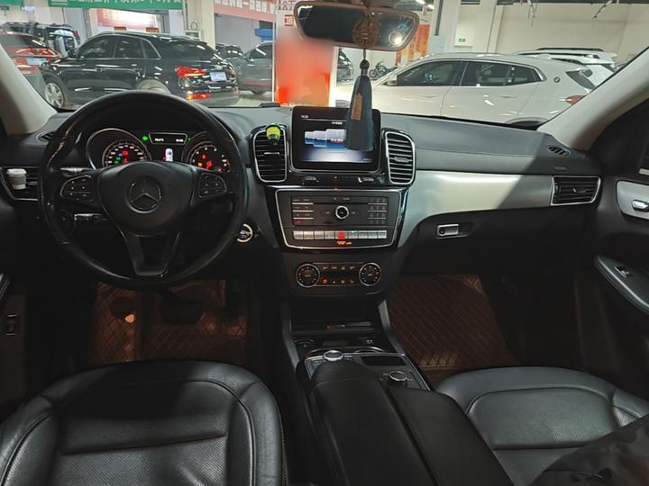 GLE Coupe 2018 GLE 320 4MATIC Coupe SUV photo 5