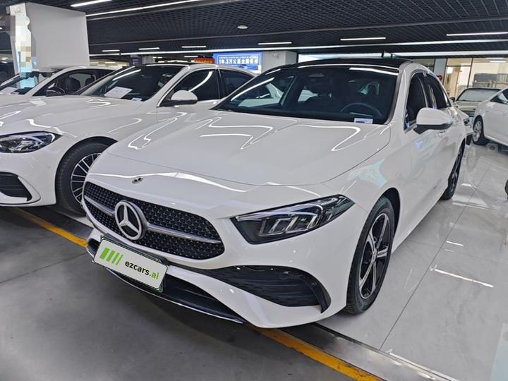 A-Class 2025 A 200 L Fashion