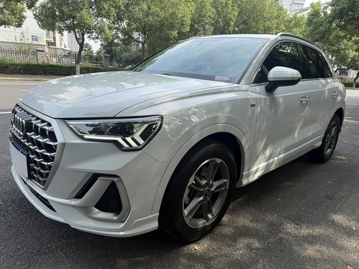 Q3 2024 35 TFSI Progressive Dynamic