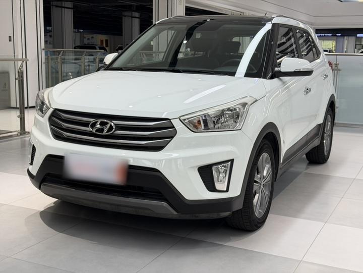 ix25 2015 1.6L AT RWD Smart GLS