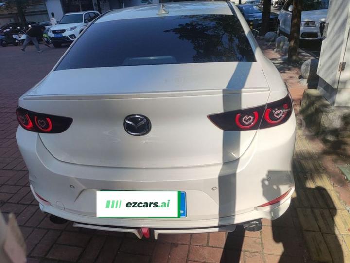 3 Axela 2021 2.0L AT photo 5
