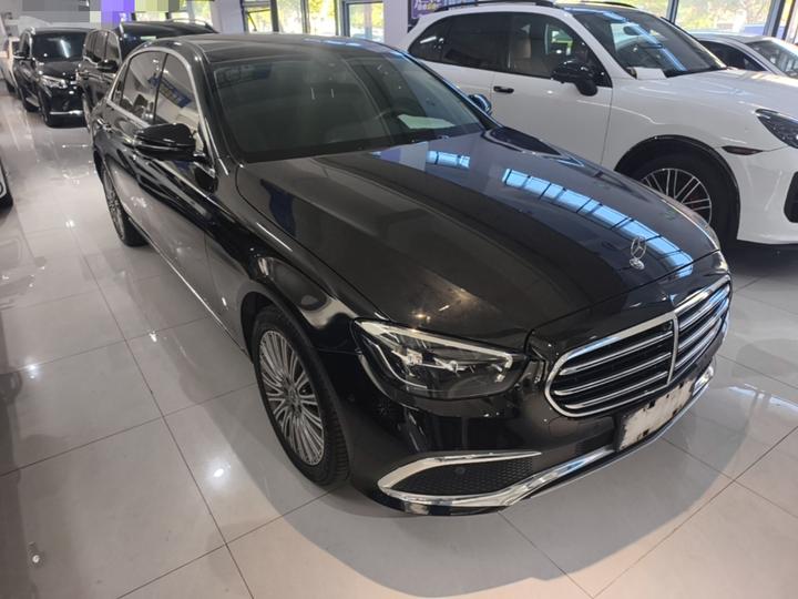 E-Class 2023 Facelift E 300 L Luxury photo 3